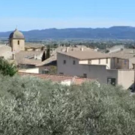Апартаменты Le Petit Pied A Terre Du Luberon Merindol Экстерьер фото
